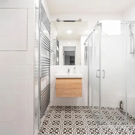 Visit Oomph Apartments Prague Exterior photo