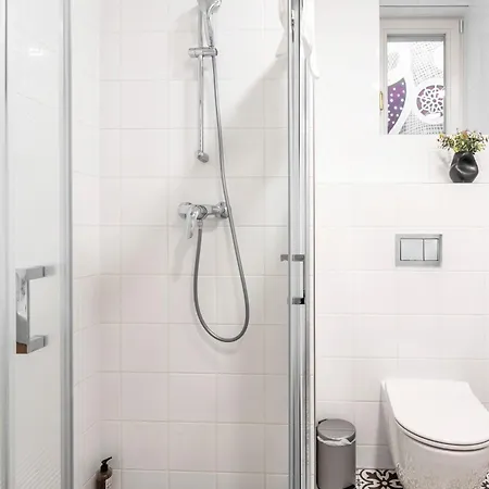 Visit Oomph Apartments Prague Exterior photo