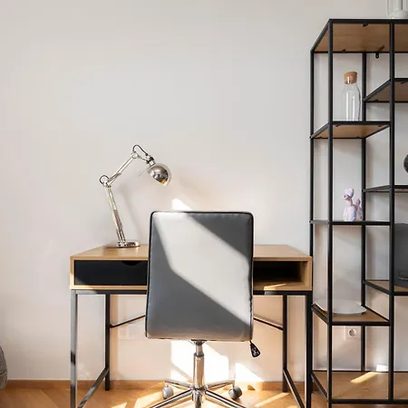 Visit Oomph Apartments Prague Exterior photo