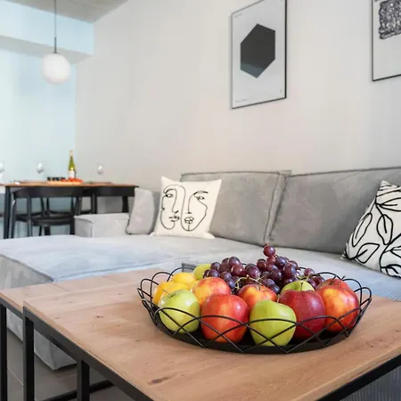 Visit Oomph Apartments Prague Exterior photo