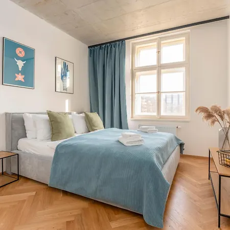 Visit Oomph Apartments Prague Exterior photo