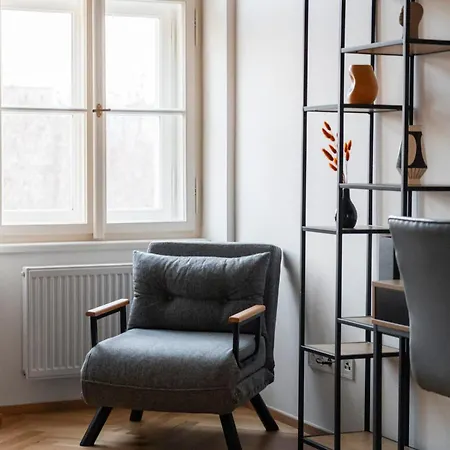 Visit Oomph Apartments Prague Exterior photo