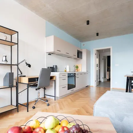 Visit Oomph Apartments Prague Exterior photo