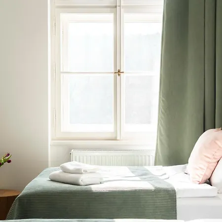 Visit Oomph Apartments Prague Exterior photo