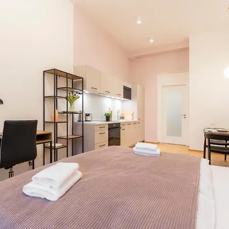 Visit Oomph Apartments Prague Exterior photo