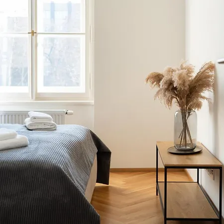 Visit Oomph Apartments Prague Exterior photo