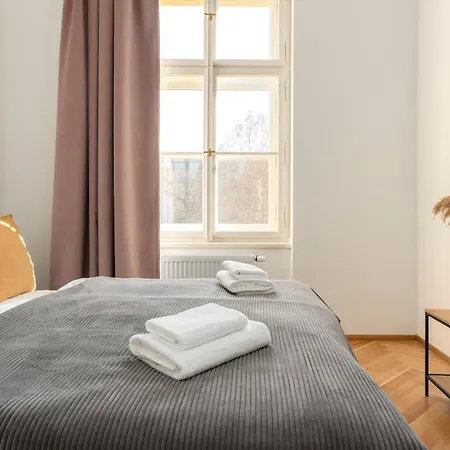 Visit Oomph Apartments Prague Exterior photo