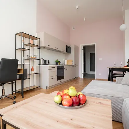 Visit Oomph Apartments Prague Exterior photo