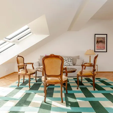 Visit Oomph Apartments Prague Exterior photo