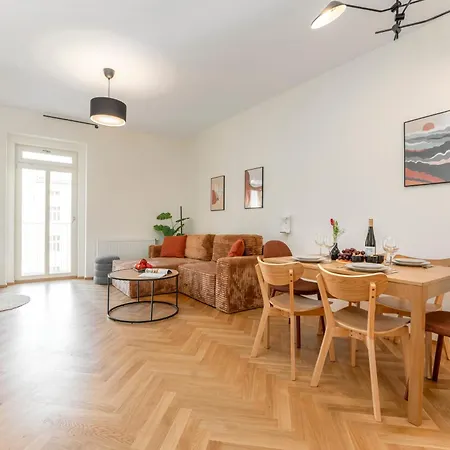Visit Oomph Apartments Prague Exterior photo