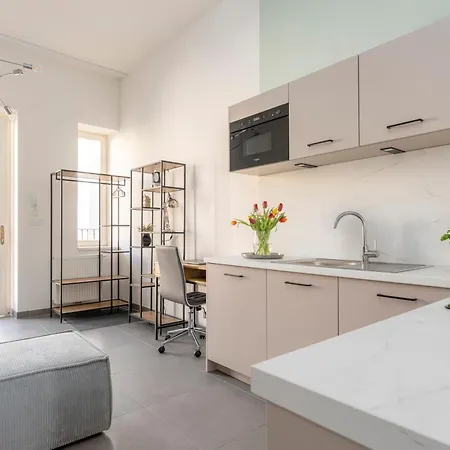 Visit Oomph Apartments Prague Exterior photo