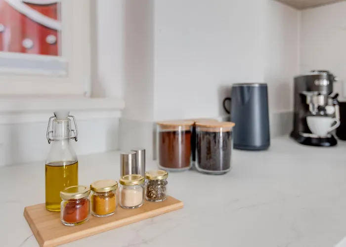 Visit Oomph Apartments