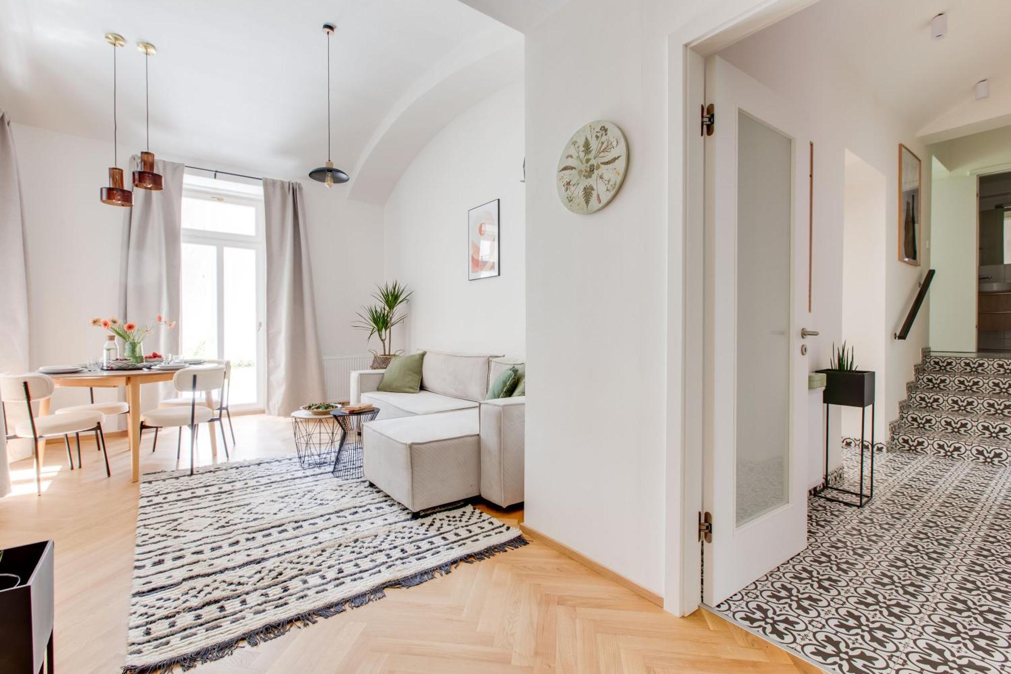 Visit Oomph Prag